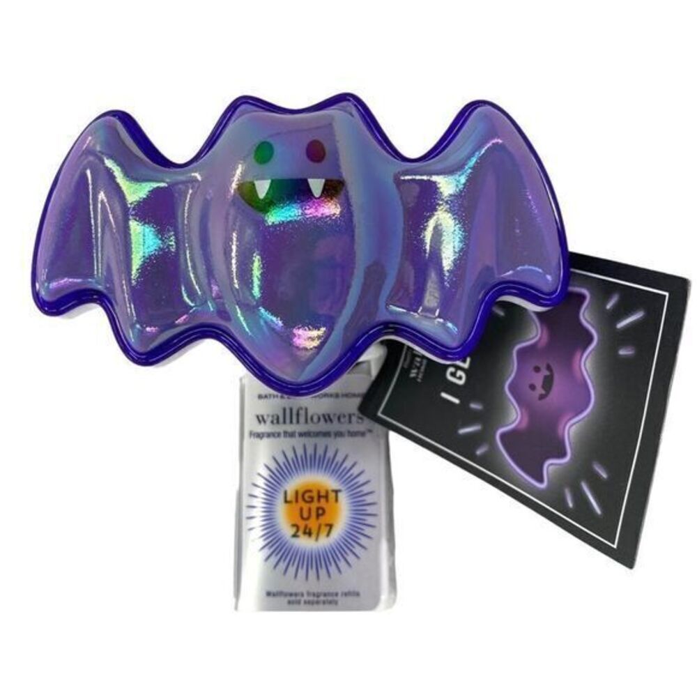 Bath & Body Works Purple Glowing Bat Wallflower Halloween Nightlight New
